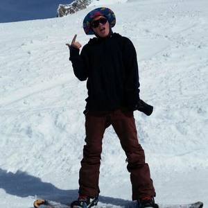 Meet your Posher, Jules